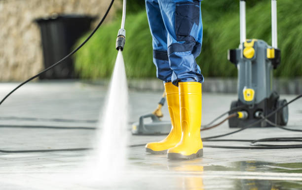 Best Sidewalk Pressure Washing  in Crystal City, TX